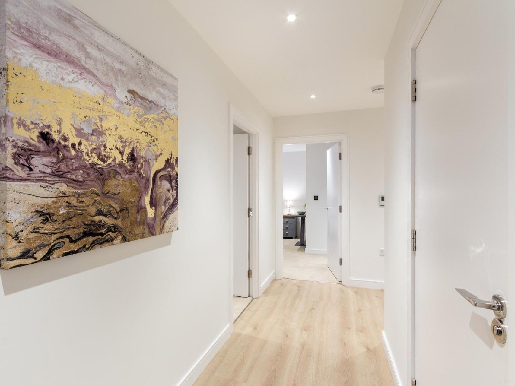 2 Bed Property Close To Heathrow Airport Hounslow Exterior photo