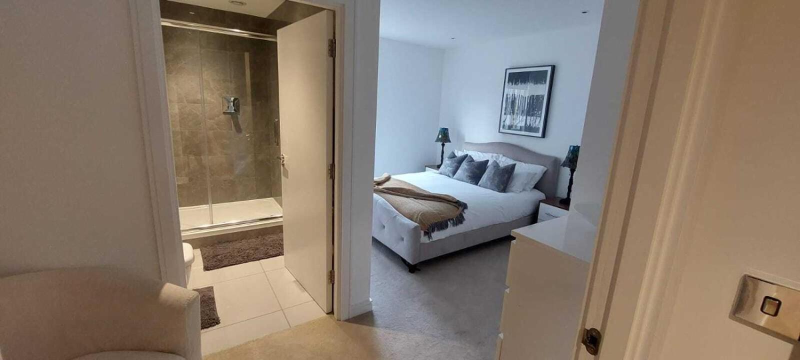 2 Bed Property Close To Heathrow Airport Hounslow Exterior photo
